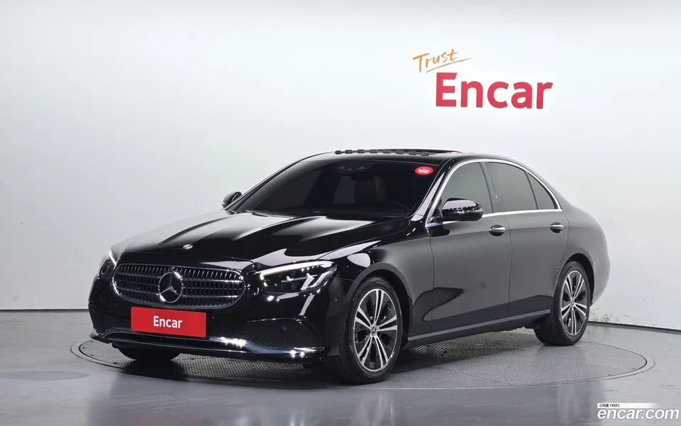 Mercedes-Benz E-Class E250 2022 — photo 1, buy with delivery to Moscow