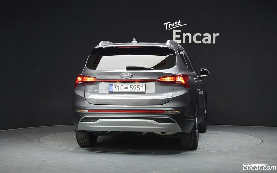 Hyundai SantaFe 2.2 2WD 2022 — миниатюра 4