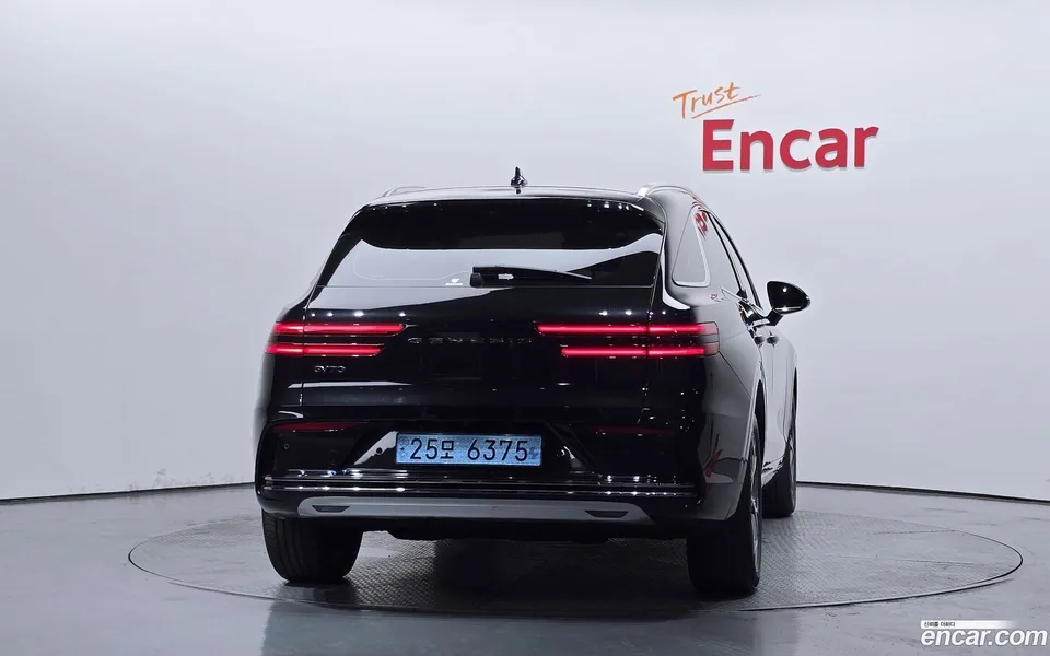 Genesis Electrified GV70 e-AWD 2025 — thumbnail 4