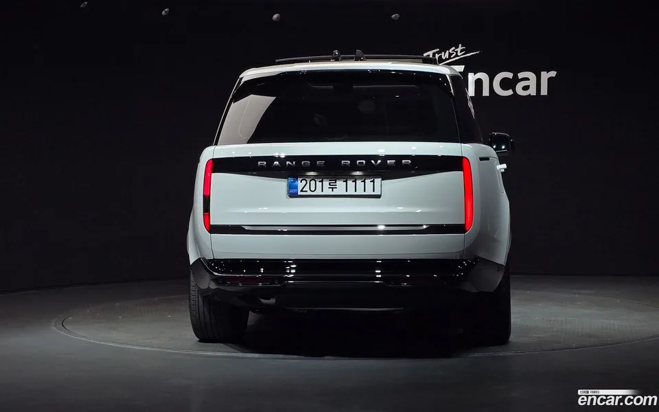 Land Rover Range Rover D350 AB LWB 2025 — thumbnail 4