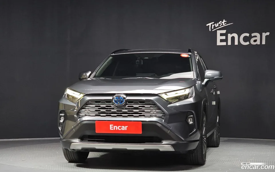 Toyota RAV4 2.5 4WD 2022 — thumbnail 3