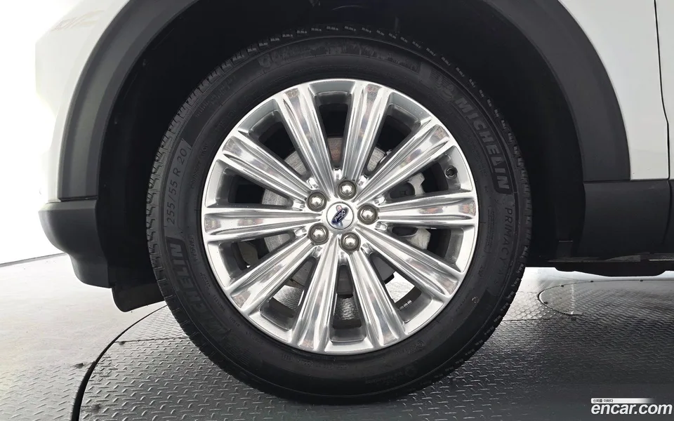 Ford Explorer 2.3 4WD 2023 — миниатюра 2