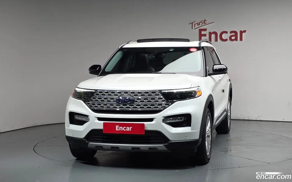 Ford Explorer 2.3 4WD 2023 — миниатюра 3