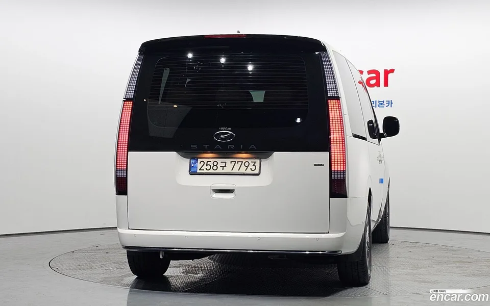 Hyundai Staria 4WD 9 2024 — миниатюра 4