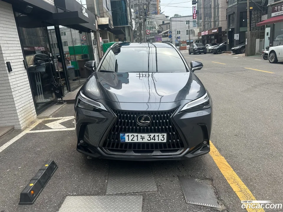 Lexus NX 350h 2024 — photo 1, buy with delivery to Moscow