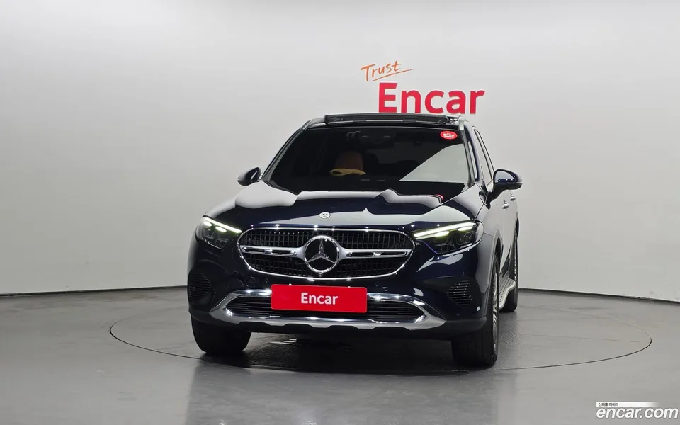 Mercedes-Benz GLC-Class GLC220 d 4MATIC 2023 — thumbnail 3