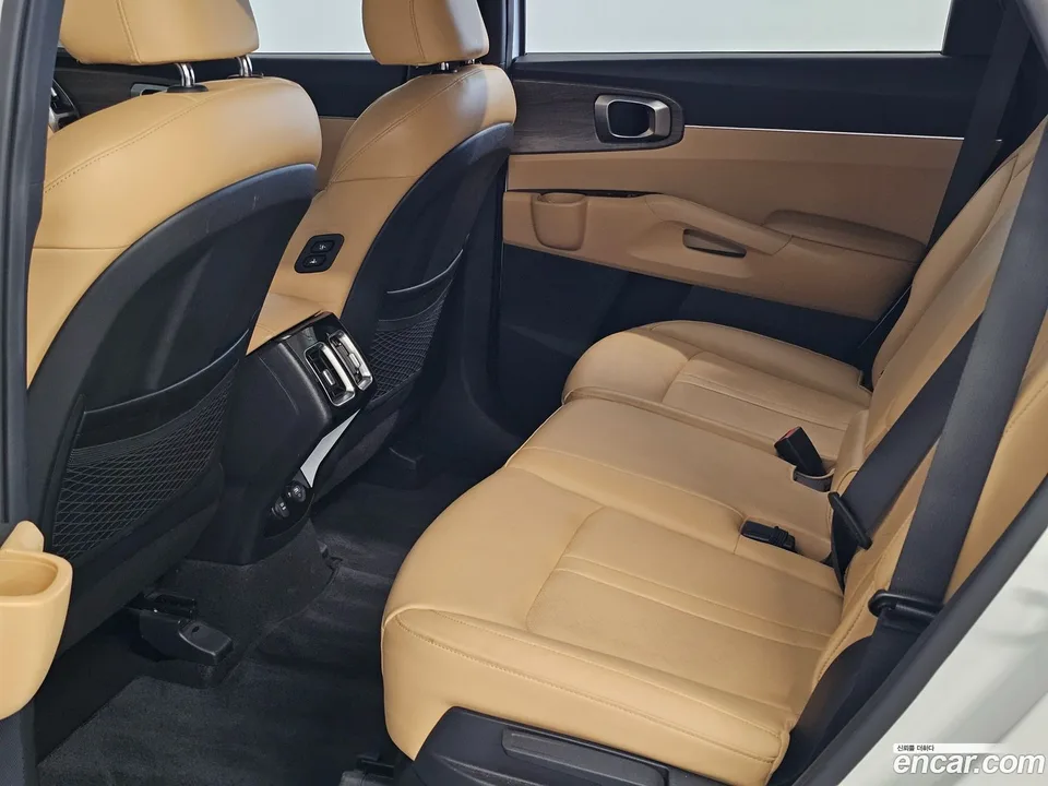 Kia Sorento 2.2 2WD 2022 — thumbnail 5