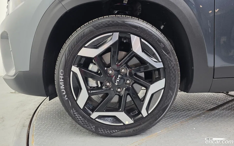 Kia Seltos 1.6 2WD 2023 — thumbnail 5