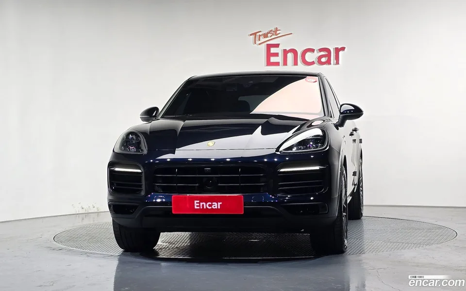 Porsche Cayenne 3.0 2023 — thumbnail 3