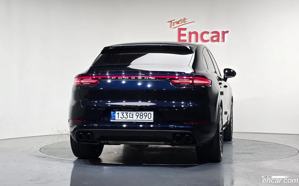 Porsche Cayenne 3.0 2023 — thumbnail 4