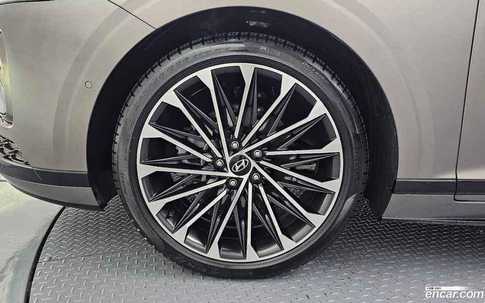 Hyundai Grandeur 2.5 2WD 2023 — thumbnail 2