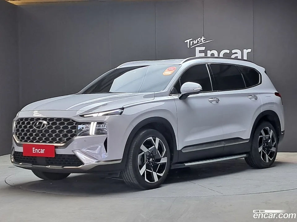Hyundai SantaFe 2.5T 2WD 2023 — photo 1, buy with delivery to Moscow