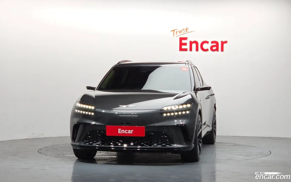 Genesis GV60 AWD 2025 — thumbnail 3