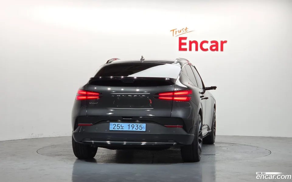 Genesis GV60 AWD 2025 — thumbnail 4