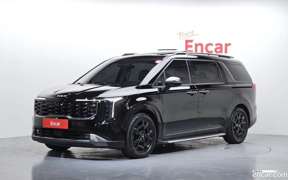 Kia Carnival 9 2024 — photo 1, buy with delivery to Moscow