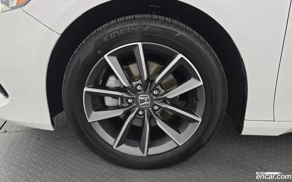 Honda Accord 1.5 2022 — thumbnail 2