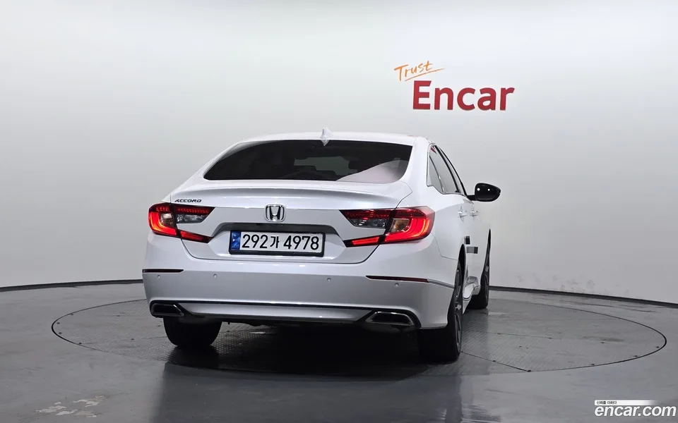 Honda Accord 1.5 2022 — thumbnail 4