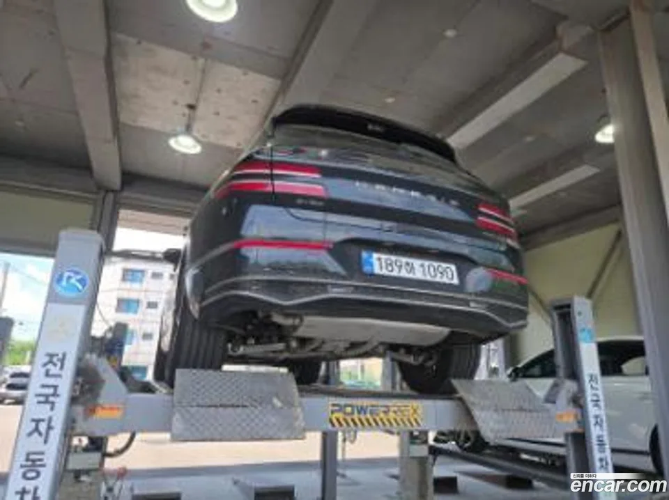 Genesis GV80 2.5T AWD 2025 — миниатюра 2