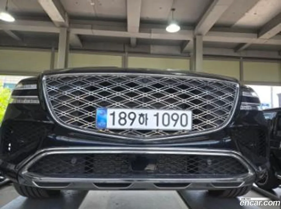 Genesis GV80 2.5T AWD 2025 — фото 1, купить с доставкой в Москву