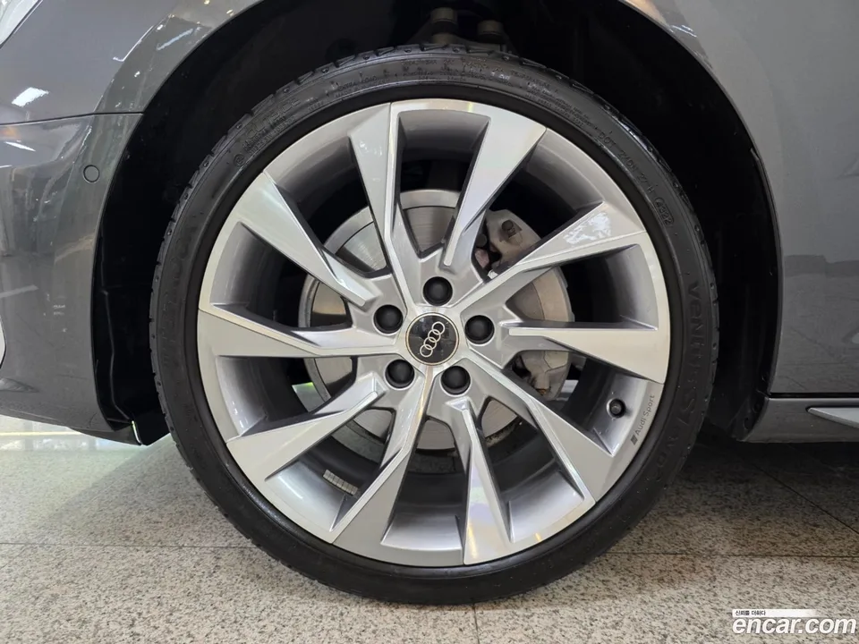 Audi A4 40 TDI 2023 — thumbnail 5