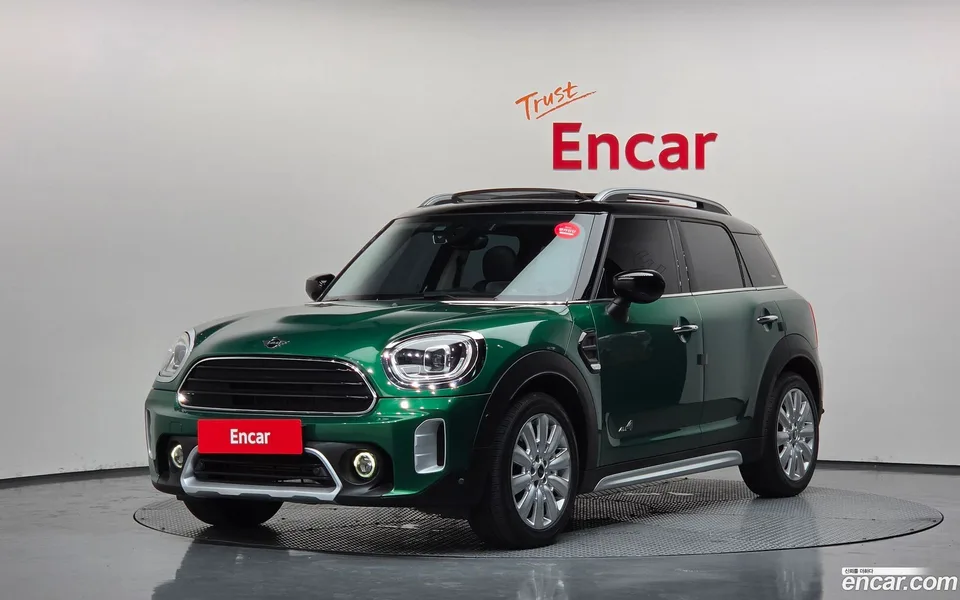 MINI Cooper D Countryman ALL4 2022 — photo 1, buy with delivery to Moscow