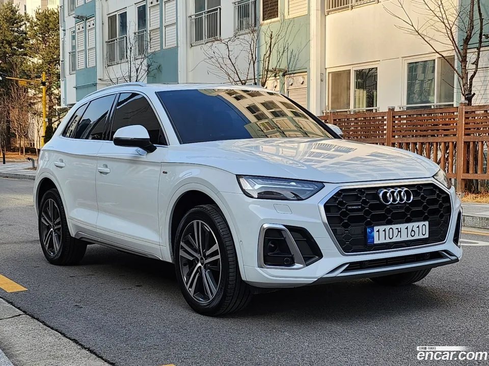 Audi Q5 45 TFSI 2022 — thumbnail 3