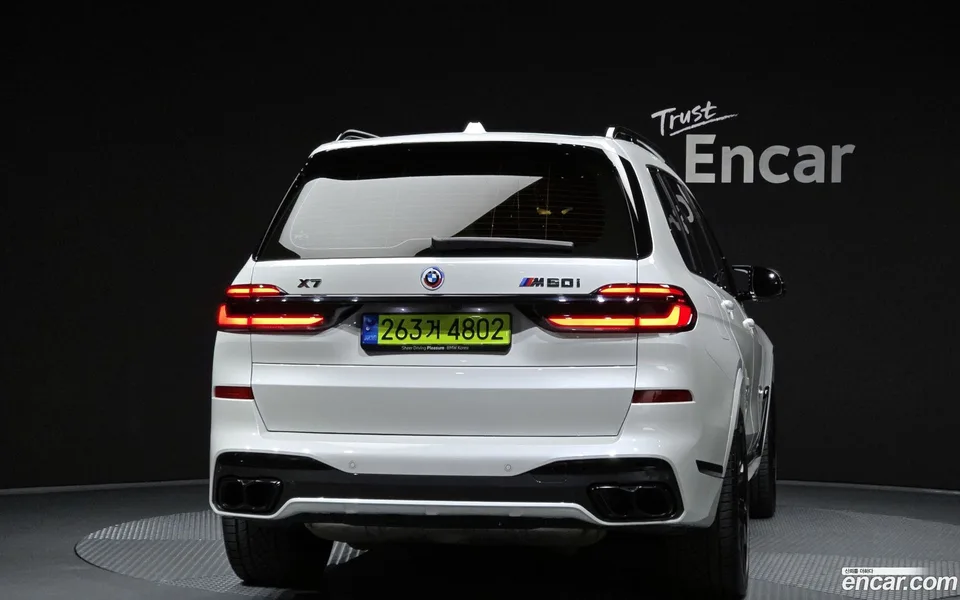 BMW X7 M60i xDrive M 6 2023 — thumbnail 4