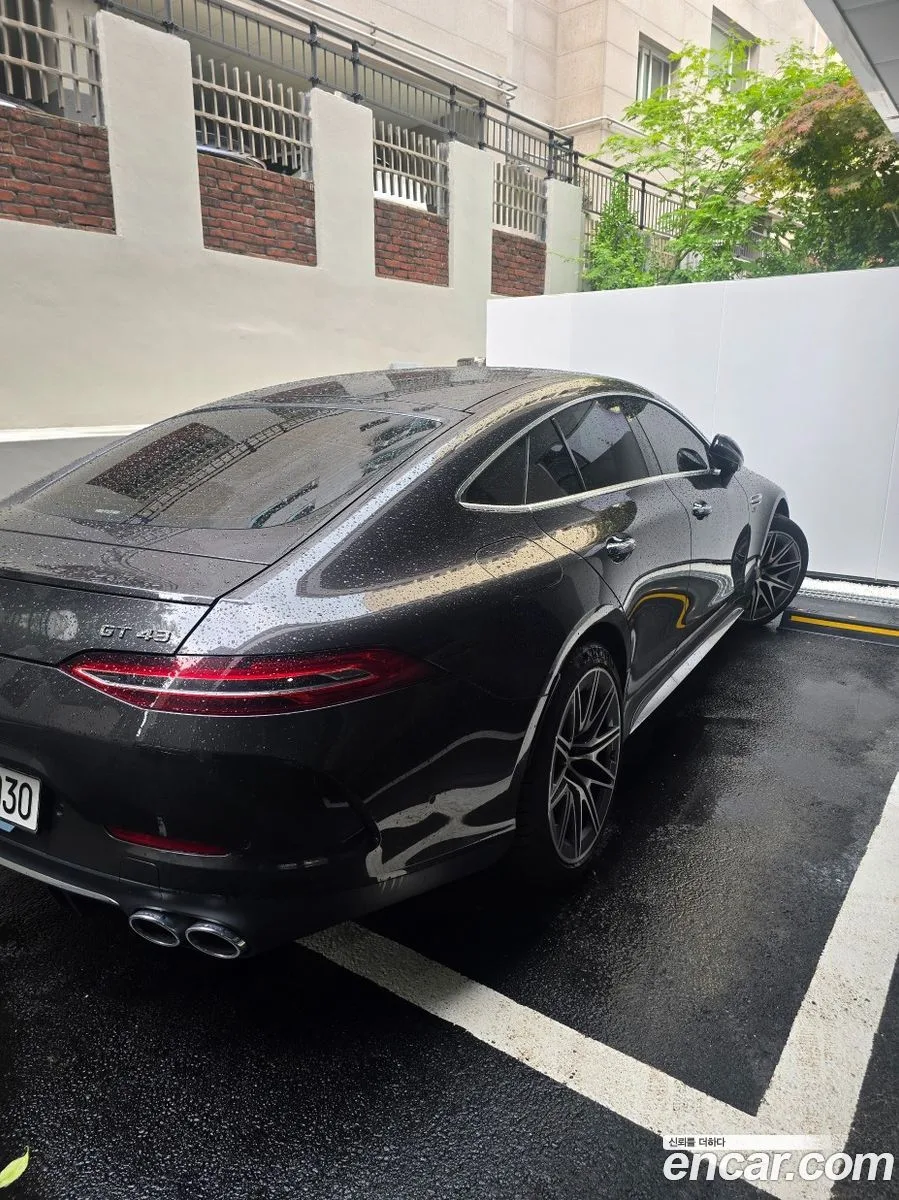 Mercedes-Benz AMG GT 4 43 4MATIC+ 2024 — thumbnail 4