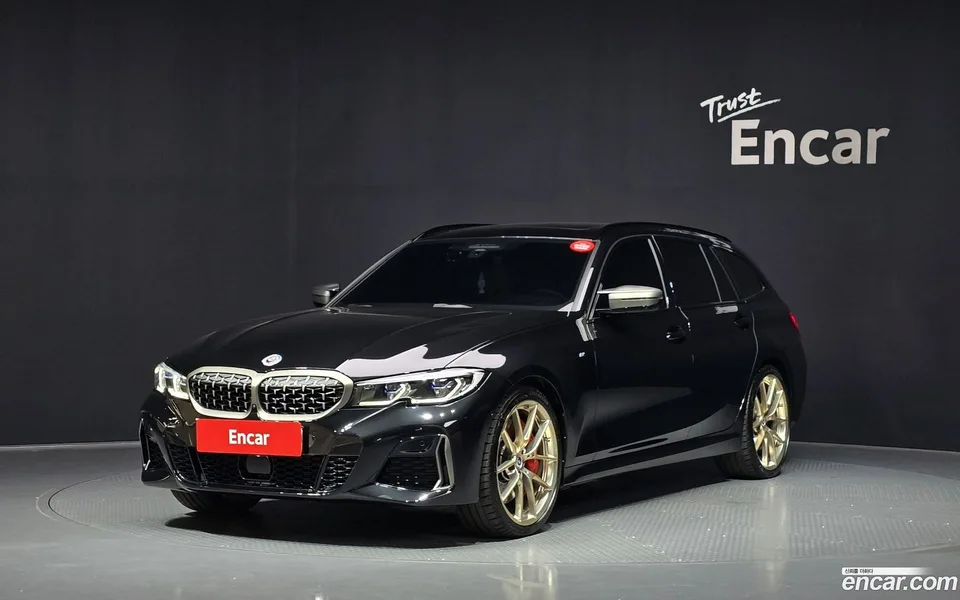 BMW 3 Series M340i xDrive 2022 — photo 1, buy with delivery to Moscow