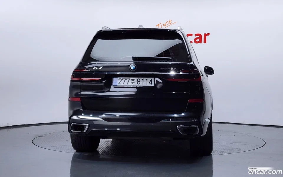 BMW X7 xDrive 40d M 7 2025 — thumbnail 4