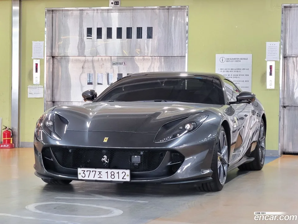 Ferrari 812 GTS 6.5 V12 2022 — photo 1, buy with delivery to Moscow
