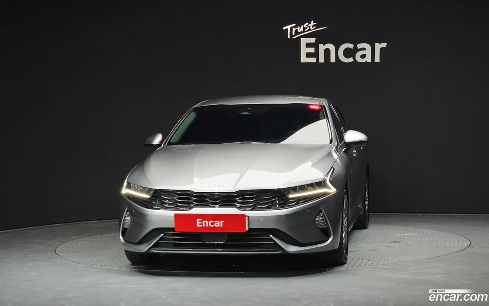 Kia K5 Hybrid 2022 — thumbnail 3