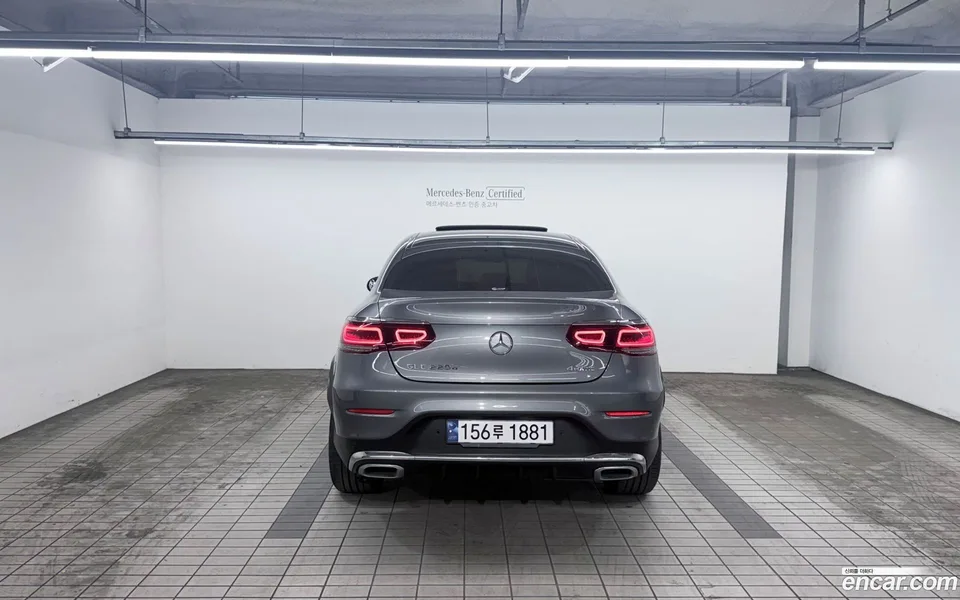 Mercedes-Benz GLC-Class GLC220 d 4MATIC 2023 — thumbnail 4