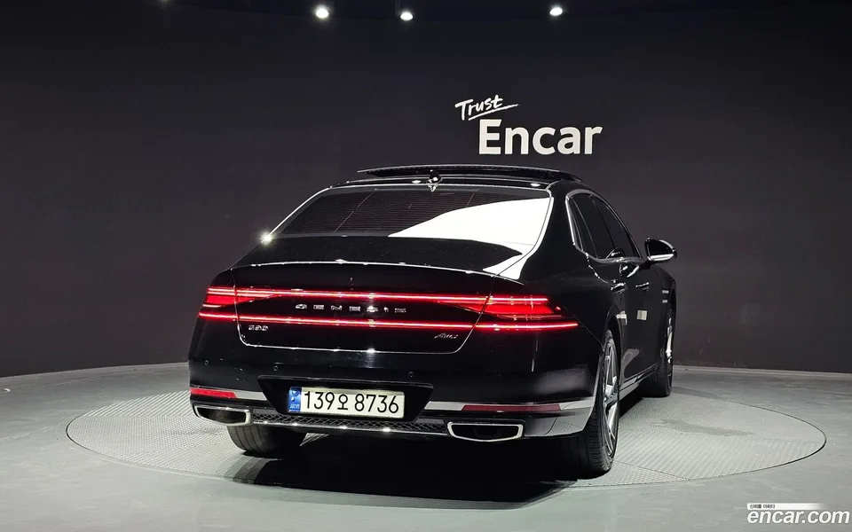 Genesis G90 3.5 AWD 2023 — thumbnail 4