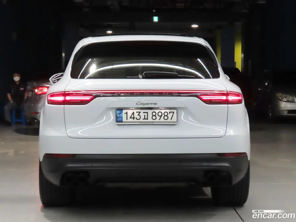 Porsche Cayenne 3.0 2023 — миниатюра 4