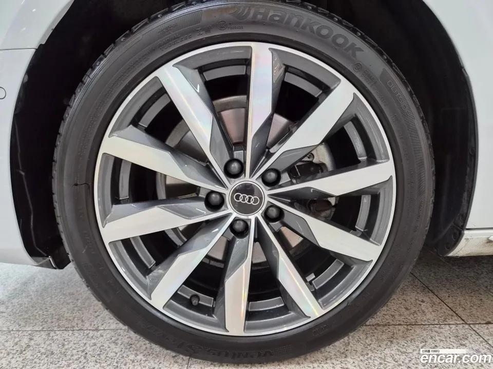 Audi A4 35 TDI 2023 — thumbnail 5