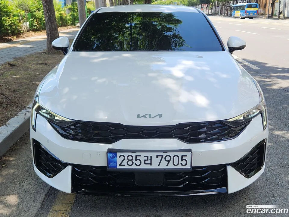 Kia K5 Hybrid 2024 — thumbnail 4
