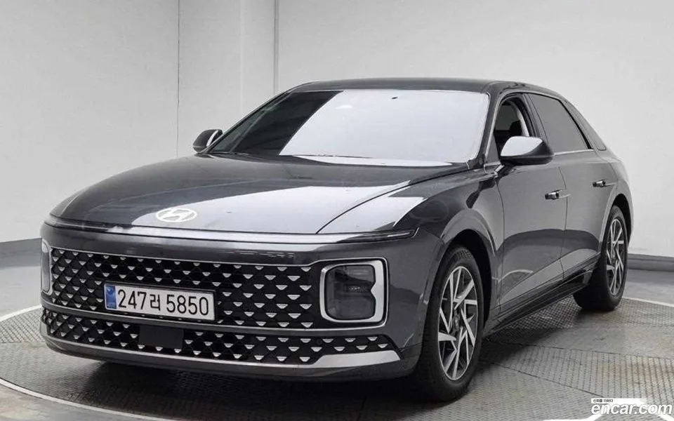 Hyundai Grandeur 2.5 2WD 2025 — photo 1, buy with delivery to Moscow