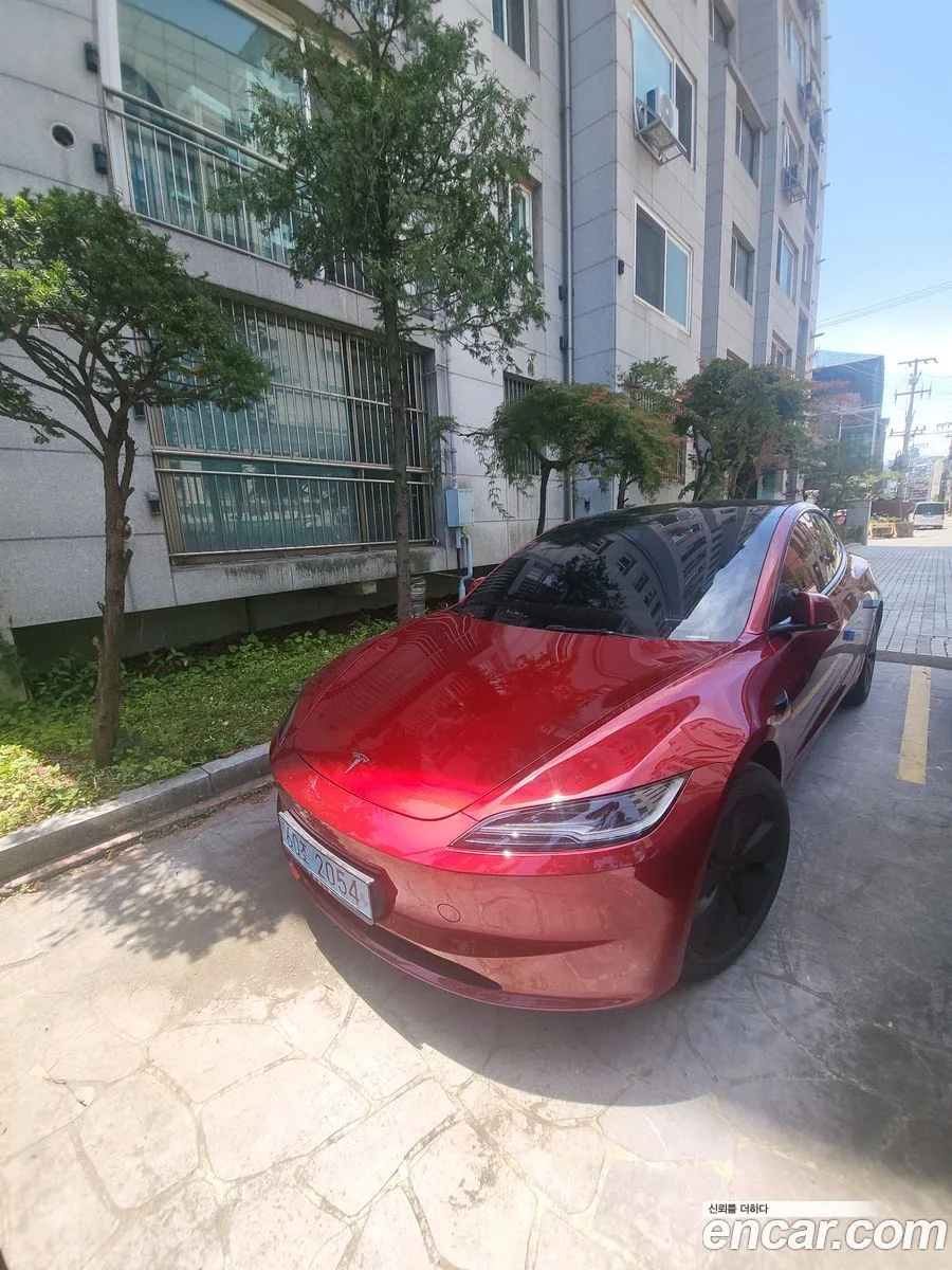 Tesla Model 3 AWD 2024 — thumbnail 4