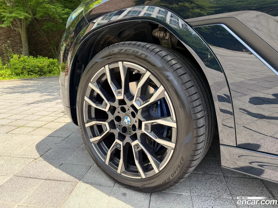 BMW X6 xDrive40i M 2024 — thumbnail 4