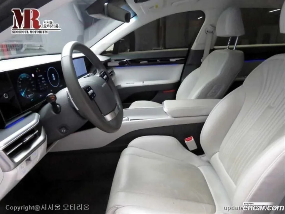 Hyundai Grandeur 2.5 2WD 2023 — thumbnail 2