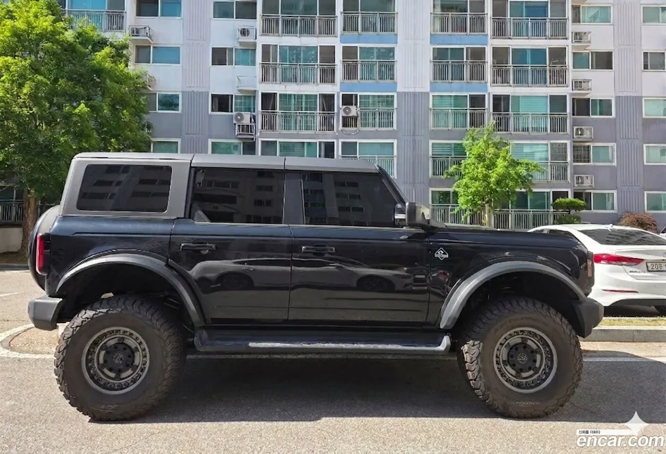 Ford Bronco 2.3 2025 — thumbnail 3