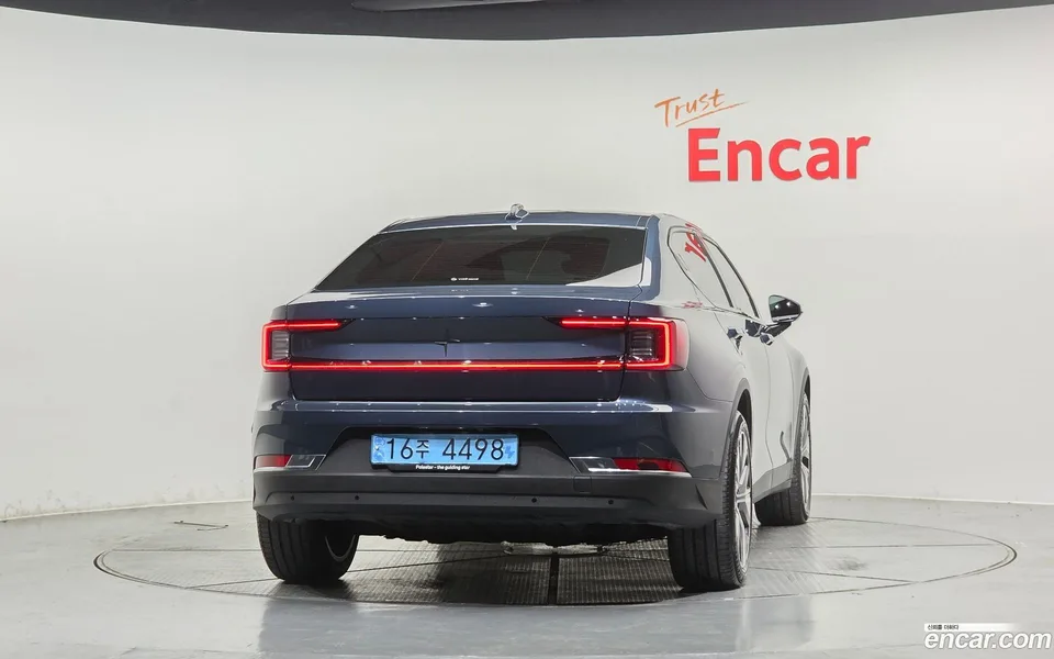 Polestar Polestar 2 2023 — thumbnail 4