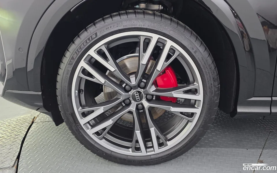 Audi Q5 (80A) 45 TFSI S Line 2025 — thumbnail 2