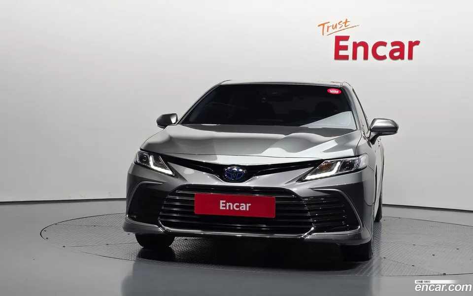 Toyota Camry 2.5 LE 2022 — thumbnail 3