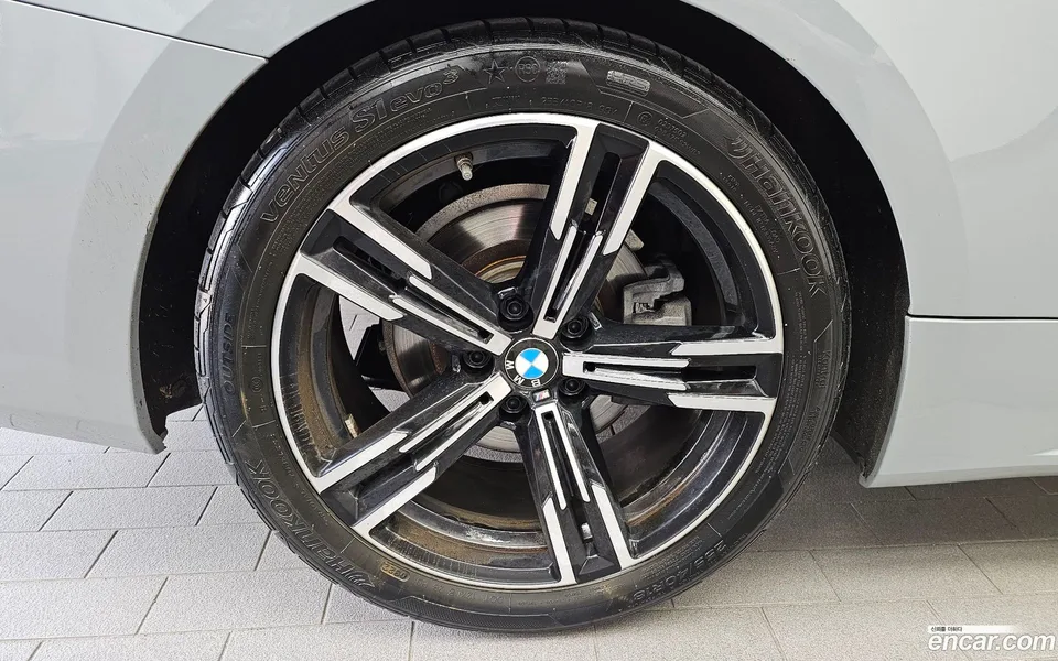 BMW 4 Series 420i M 2022 — thumbnail 5