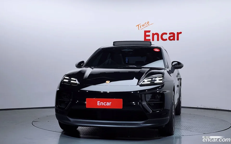 Porsche Macan Electric 4S 2025 — миниатюра 3