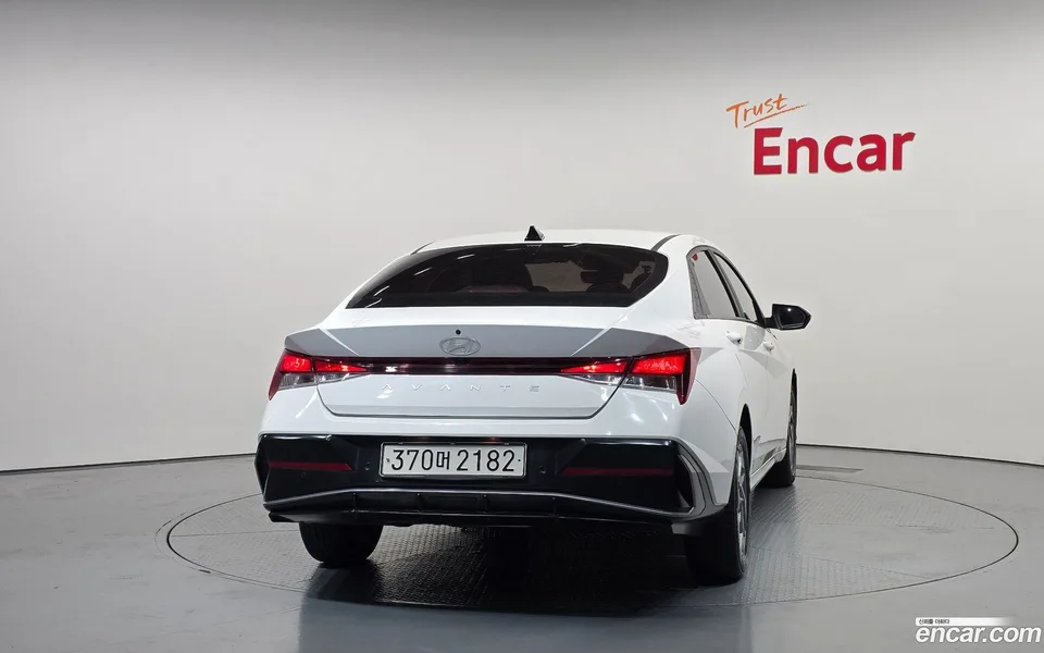 Hyundai Avante CN7 1.6 2023 — thumbnail 4