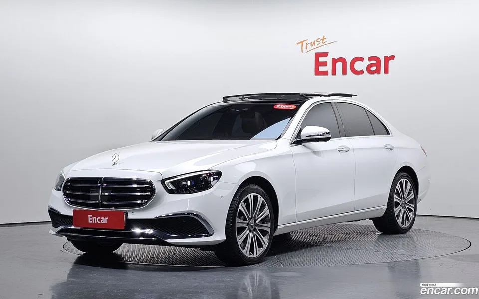 Mercedes-Benz E-Class E450 4MATIC 2022 — фото 1, купить с доставкой в Москву