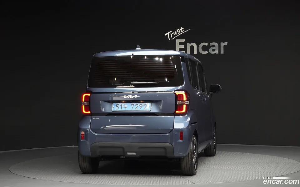 Kia Ray EV 2023 — thumbnail 4